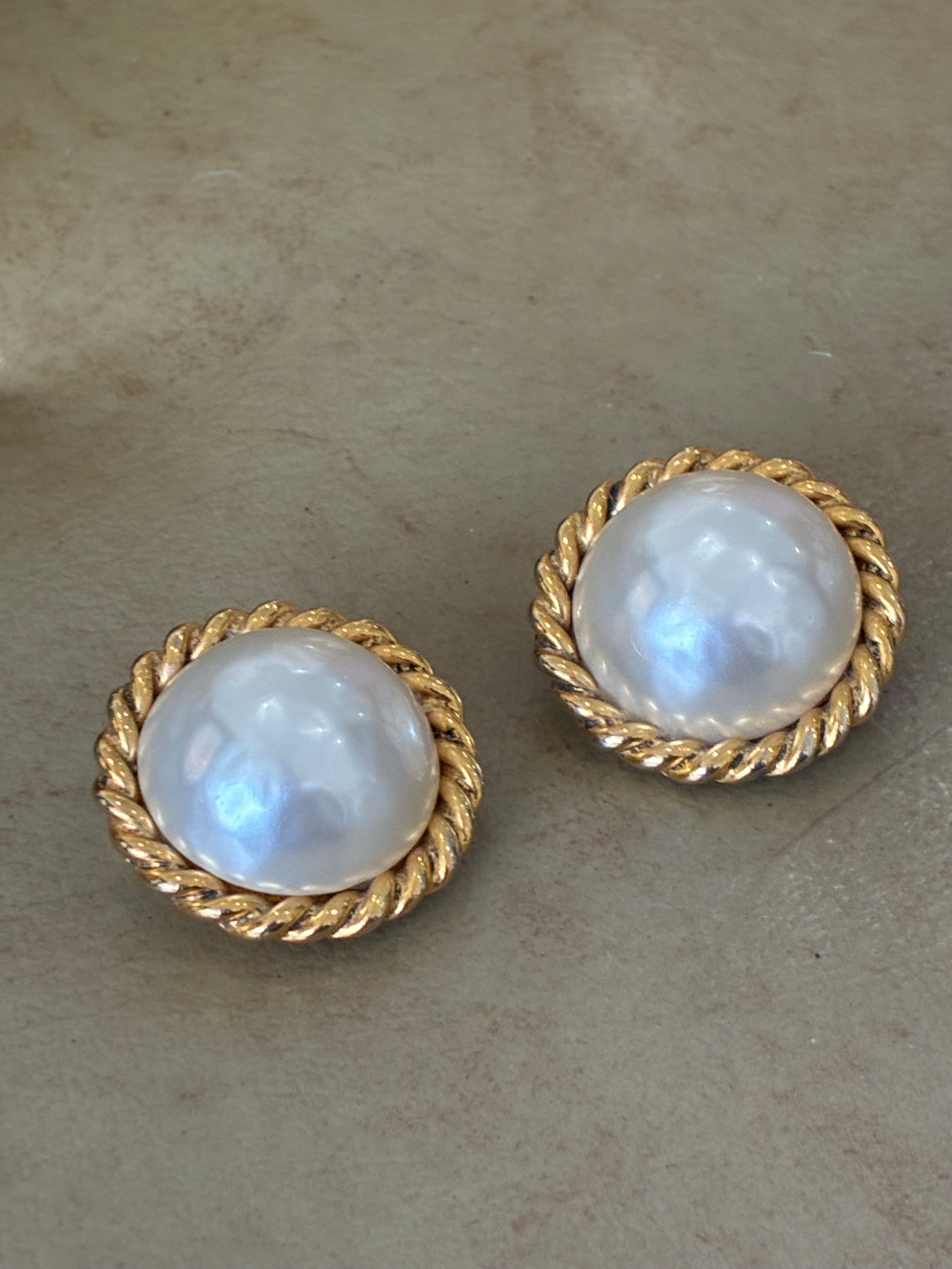 Carolee Hammered Pearlized Earrings