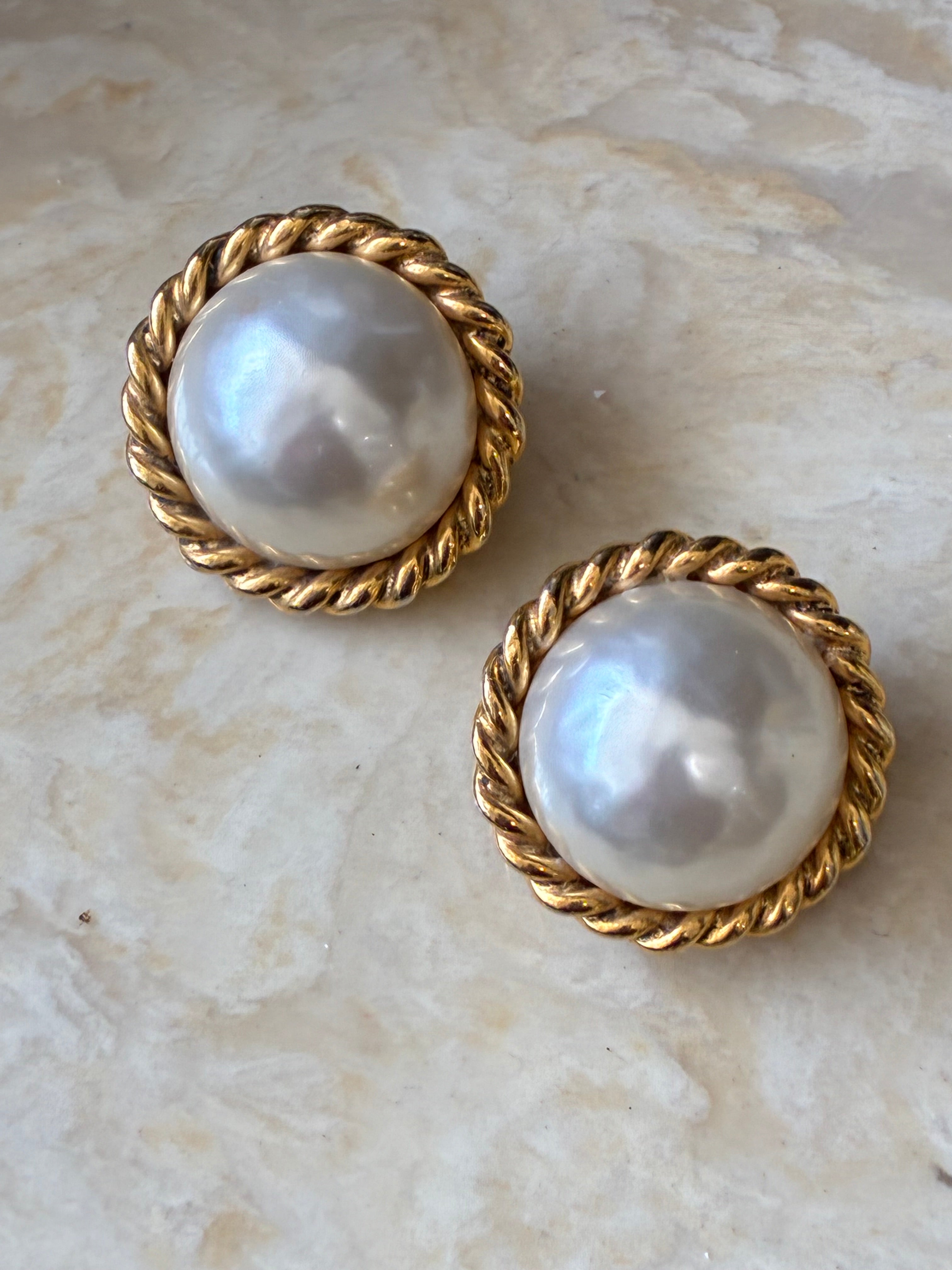 Carolee Hammered Pearlized Earrings